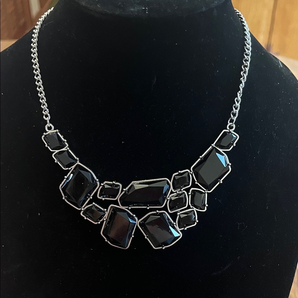 Paparazzi Black Geometric Necklace